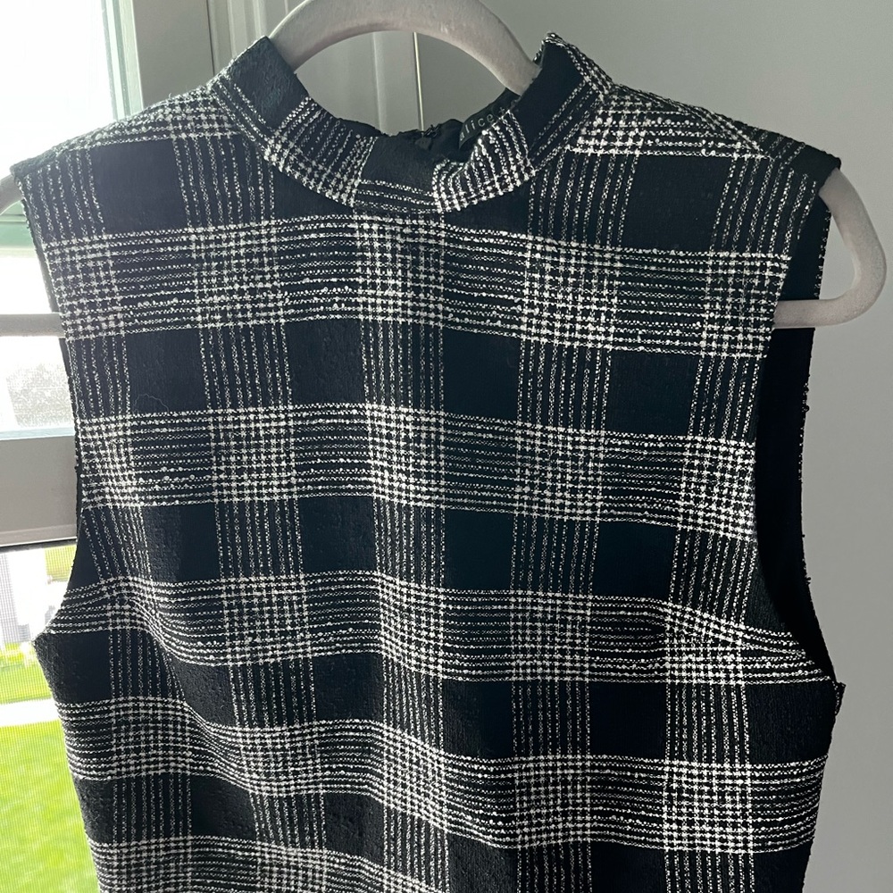 Alice and Olivia Wool cropped top size small/medium